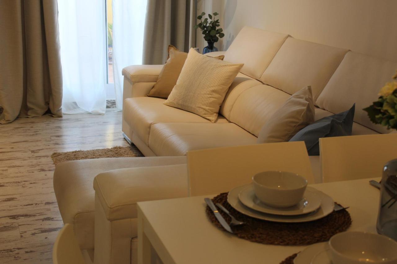 Apartamento En "Belbedere In" Denia A 10 Metros De La Playa Esterno foto